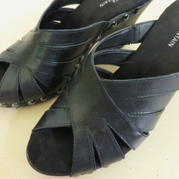 WHITE MOUNTAIN BLACK LEATHER UPPER CLOG/ SIZE 7 - Picture 7 of 8